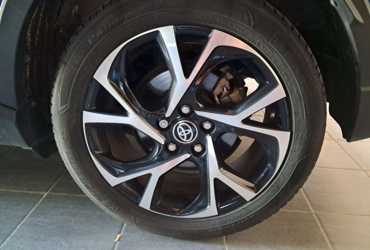 Toyota C-HR  MY20 Phase 2 1.8 VVT-i 122 Hybrid CVT - TBE - ENTRETIEN OK - GARANTIE -