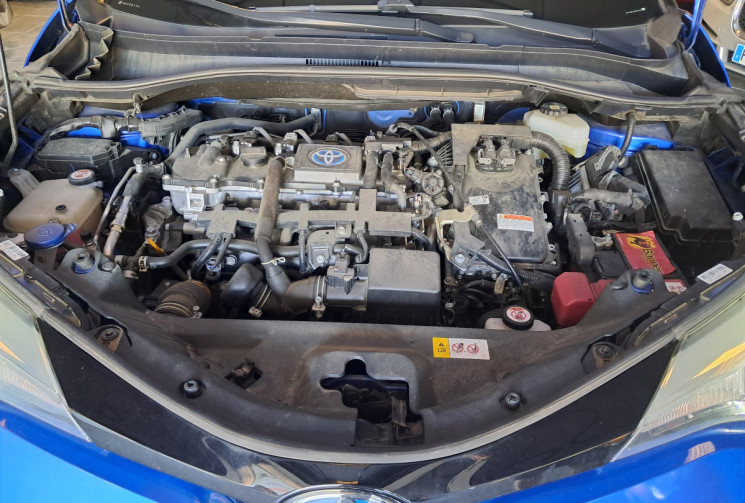 Toyota C-HR  MY20 Phase 2 1.8 VVT-i 122 Hybrid CVT - TBE - ENTRETIEN OK - GARANTIE -