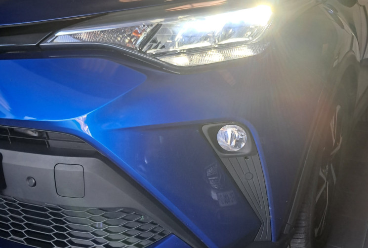 Toyota C-HR  MY20 Phase 2 1.8 VVT-i 122 Hybrid CVT - TBE - ENTRETIEN OK - GARANTIE -