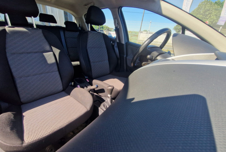 Peugeot 207 1.6 HDI 92 PREMIUM / IDEAL JEUNE CONDUCTEUR/ GARANTIE 12 MOIS