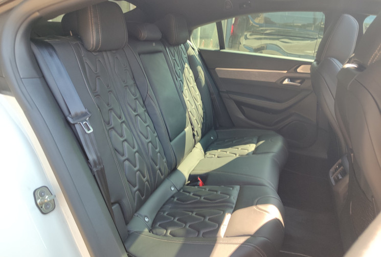 Peugeot 508 II  1.6  EAT8 225 cv GT PACK / SUIVI PEUGEOT 