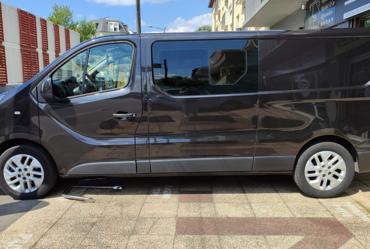 Renault Trafic L2H1 DCI 145CH CABINE APPRO / 5 Places / SUIVI RENAULT