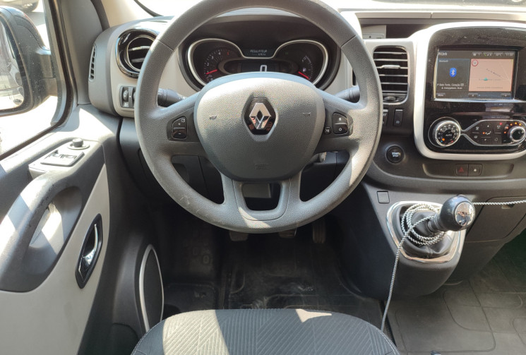 Renault Trafic L2H1 DCI 145CH CABINE APPRO / 5 Places / SUIVI RENAULT