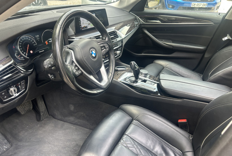 BMW Série 5 (G30) 530d xDrive 3.0 d Steptronic8 265 Luxury Toit ouvrant / Carplay / Entretien BMW