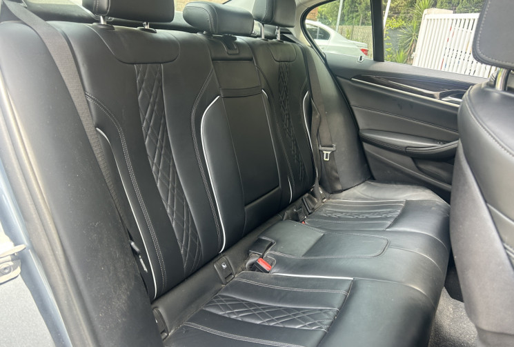 BMW Série 5 (G30) 530d xDrive 3.0 d Steptronic8 265 Luxury Toit ouvrant / Carplay / Entretien BMW