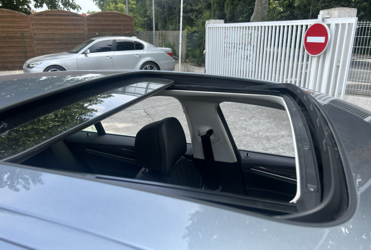 BMW Série 5 (G30) 530d xDrive 3.0 d Steptronic8 265 Luxury Toit ouvrant / Carplay / Entretien BMW