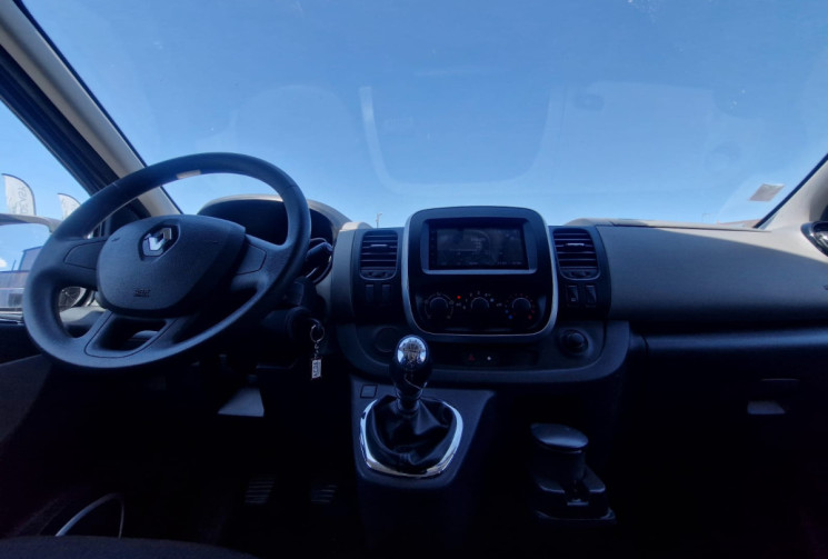 Renault Trafic III L2H1 1200 1.6 DCI 120 / 5 PLACES / CARPLAY / GARANTIE 12 MOIS