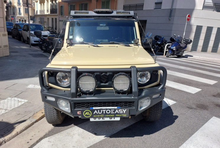 Suzuki Jimny 1.5 VVTI 102 CH PRIVILEGE 4 PLACES RADAR ARRIERE CAR PLAY GALERIE COMPLETE....
