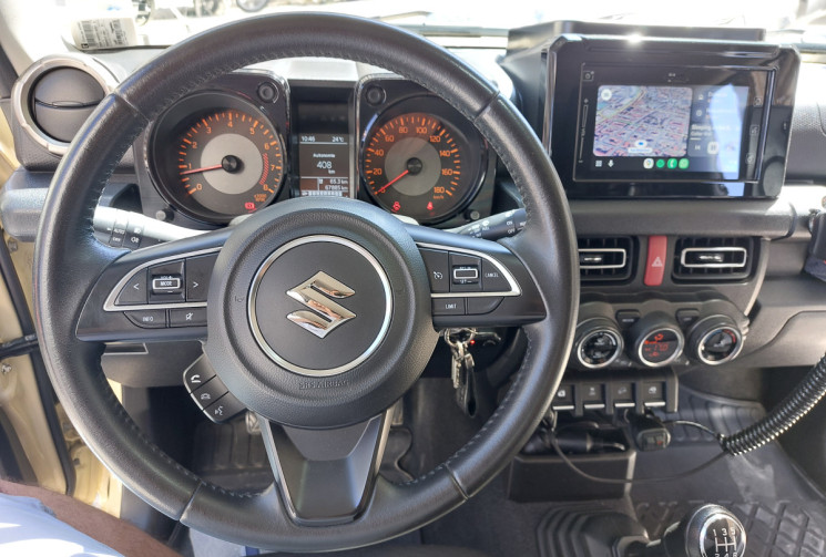 Suzuki Jimny 1.5 VVTI 102 CH PRIVILEGE 4 PLACES RADAR ARRIERE CAR PLAY GALERIE COMPLETE....