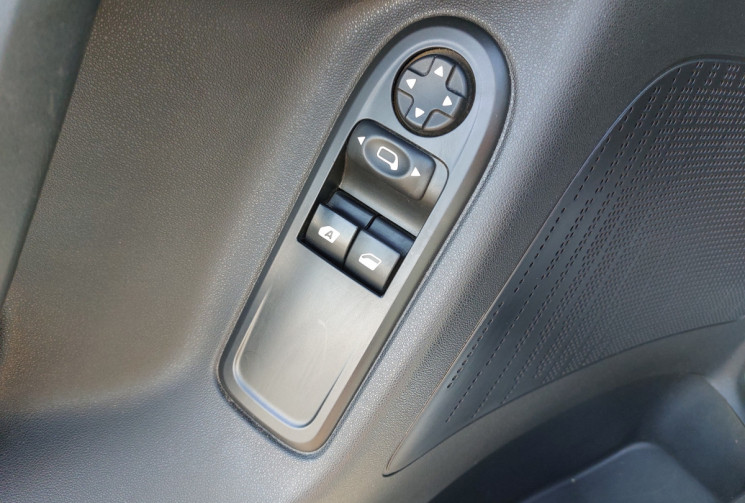 Citroën C3  CitroënC3 Société 1.4 HDi 70ch 2Places – Économique & Fiable  3741.66 HT