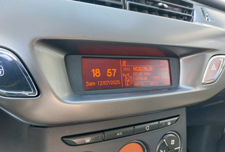 Citroën C3  CitroënC3 Société 1.4 HDi 70ch 2Places – Économique & Fiable  3741.66 HT