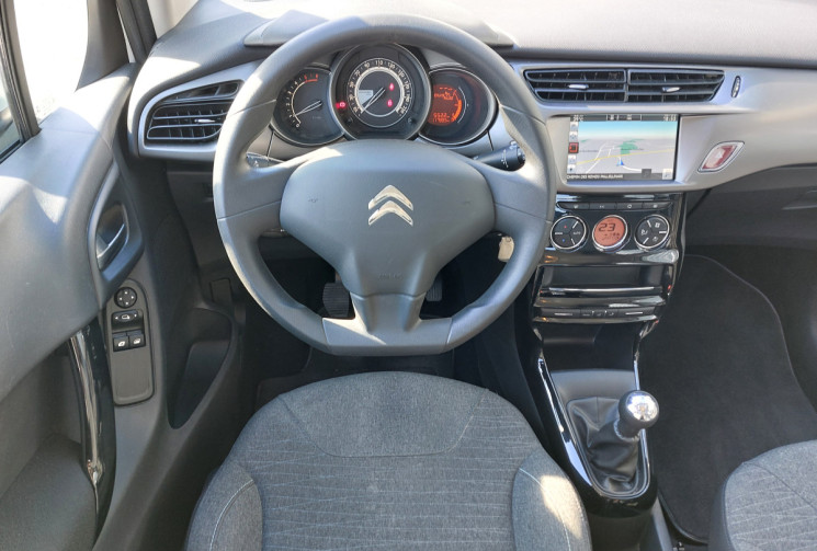 Citroën C3 Citroën C3 Société 1.6 HDi 75 Ch Confort – GPS  4991.66 Ht