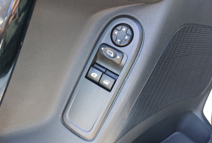 Citroën C3 Citroën C3 Société 1.6 HDi 75 Ch Confort – GPS  4991.66 Ht