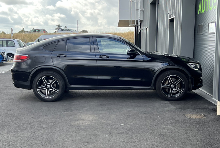 Mercedes GLC Coupé 220 d 2.0 d 4MATIC 9G-TRONIC 194 cv AMG-Line / Attelage 