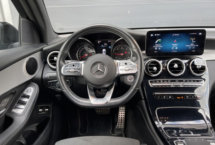 Mercedes GLC Coupé 220 d 2.0 d 4MATIC 9G-TRONIC 194 cv AMG-Line / Attelage 