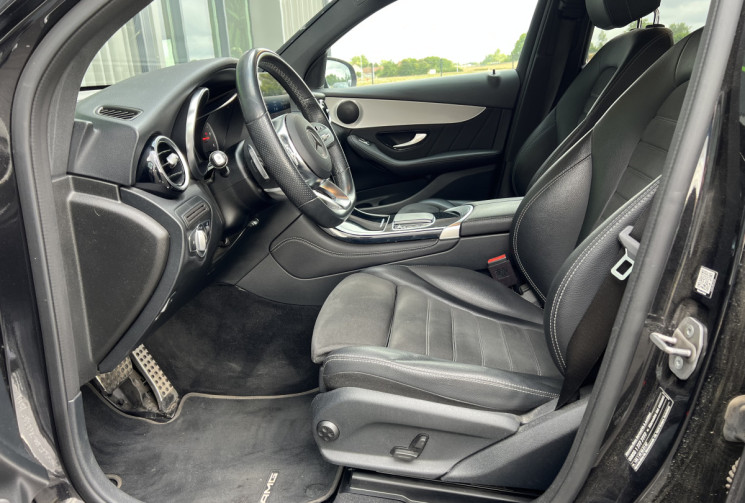 Mercedes GLC Coupé 220 d 2.0 d 4MATIC 9G-TRONIC 194 cv AMG-Line / Attelage 