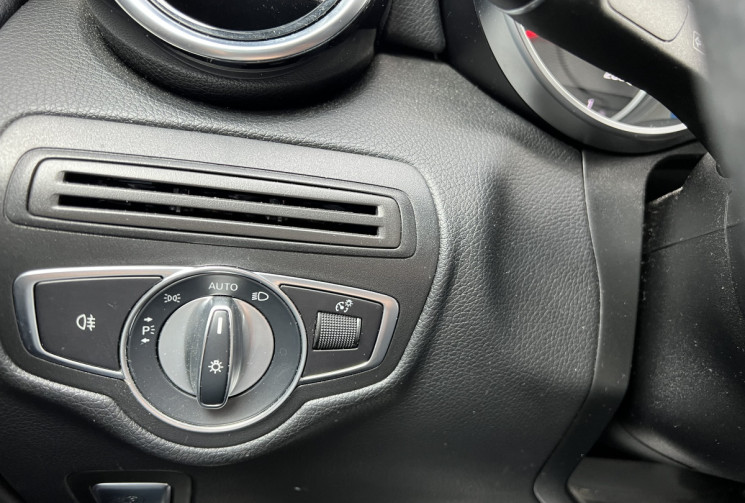 Mercedes GLC Coupé 220 d 2.0 d 4MATIC 9G-TRONIC 194 cv AMG-Line / Attelage 