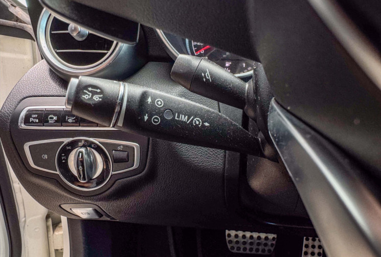 Mercedes CLASSE C BREAK 43 AMG 450 3.0 V6 4M 7G-TRO 367cv BVA Carbone 360° Attelage Head Display Bur