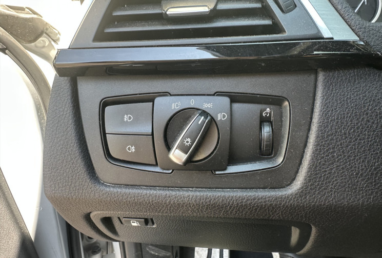 BMW Série 3 (F30) LCI 330e 2.0 TPT 252 CH Plug in Hybrid  BVA PACK M