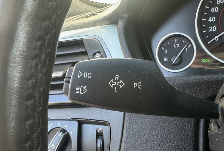 BMW Série 3 (F30) LCI 330e 2.0 TPT 252 CH Plug in Hybrid  BVA PACK M