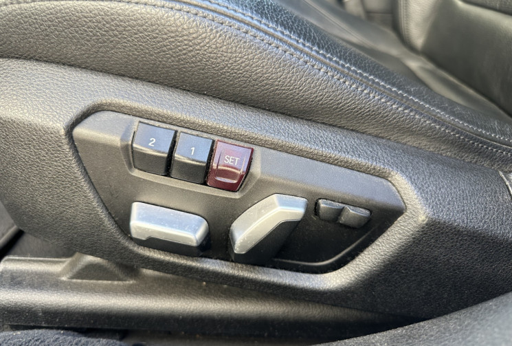 BMW Série 3 (F30) LCI 330e 2.0 TPT 252 CH Plug in Hybrid  BVA PACK M