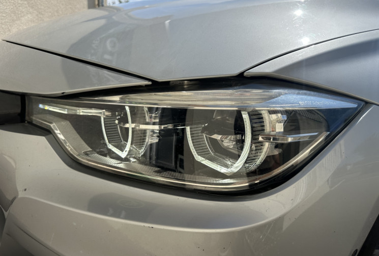 BMW Série 3 (F30) LCI 330e 2.0 TPT 252 CH Plug in Hybrid  BVA PACK M
