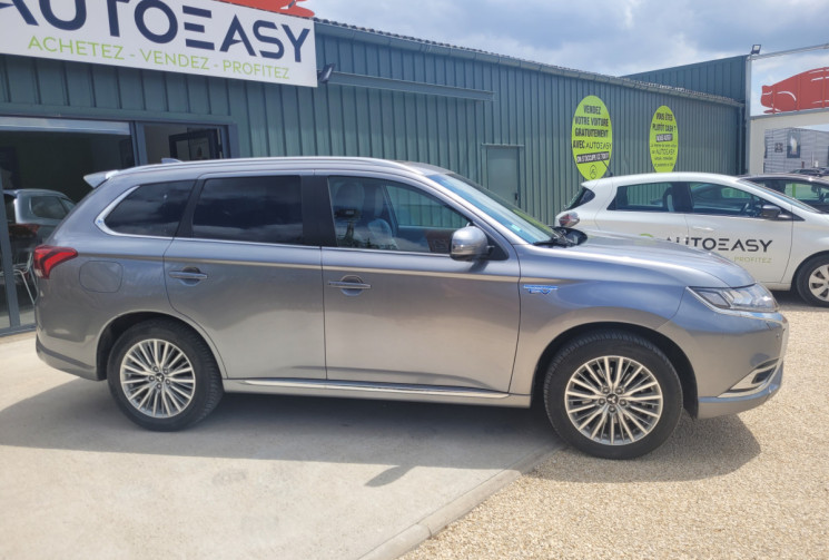 Mitsubishi OUTLANDER 2.4 PHEV 224 TWIN MOTOR 4WD INSTYLE PLUG IN HYBRID 