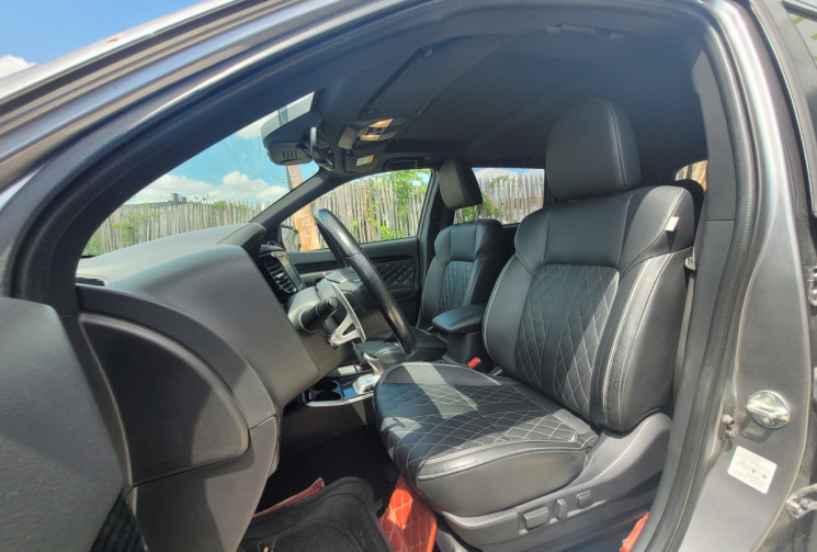 Mitsubishi OUTLANDER 2.4 PHEV 224 TWIN MOTOR 4WD INSTYLE PLUG IN HYBRID 