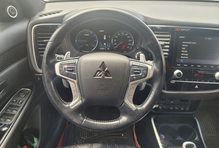 Mitsubishi OUTLANDER 2.4 PHEV 224 TWIN MOTOR 4WD INSTYLE PLUG IN HYBRID 