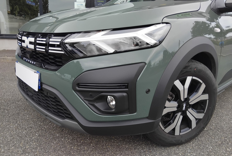 Dacia Sandero STEPWAY 1.0 TCE 110 EXPRESSION - PREMIERE MAIN