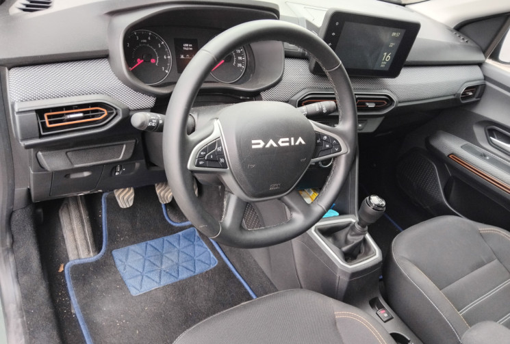 Dacia Sandero STEPWAY 1.0 TCE 110 EXPRESSION - PREMIERE MAIN