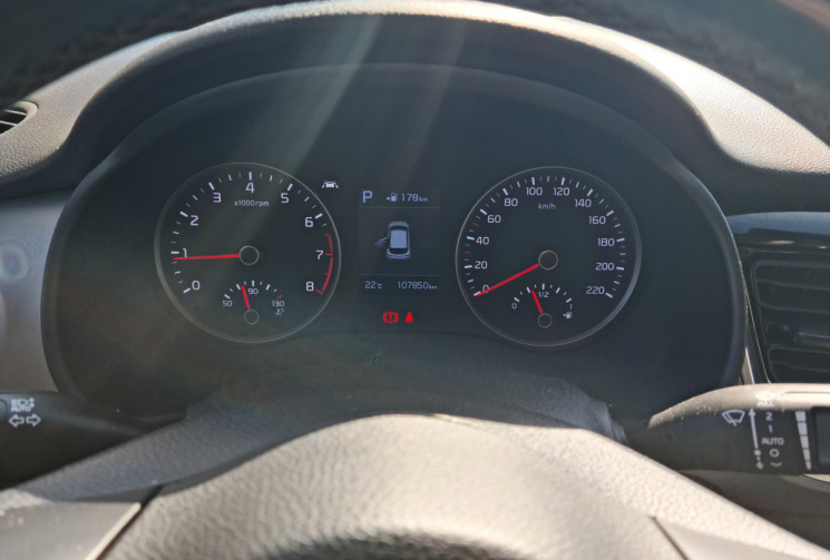 Kia STONIC 1.0 T-GDI PREMIUM DCT7