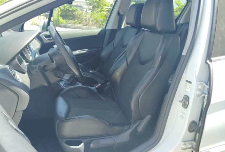 Peugeot 308 1.6 THP 16v 200ch GTi 5p