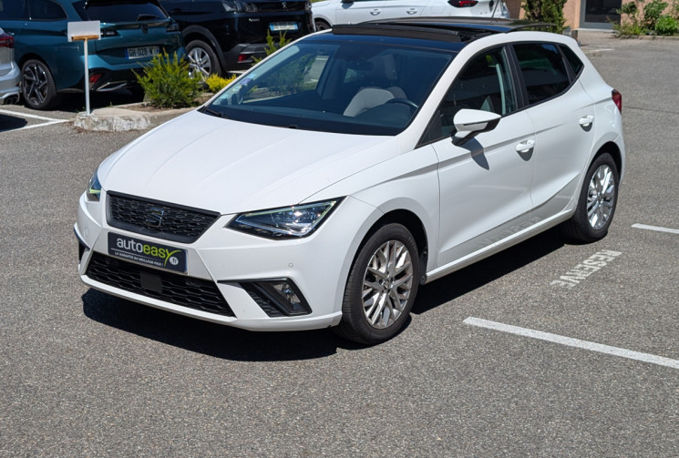 SEAT Ibiza 1.0 EcoTSI 95ch Urban TOIT OUVRANT / FEUX LED / CARPLAY