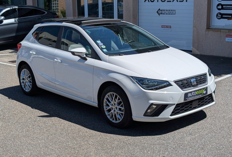 SEAT Ibiza 1.0 EcoTSI 95ch Urban TOIT OUVRANT / FEUX LED / CARPLAY