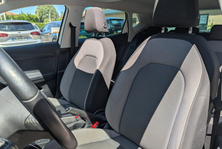 SEAT Ibiza 1.0 EcoTSI 95ch Urban TOIT OUVRANT / FEUX LED / CARPLAY