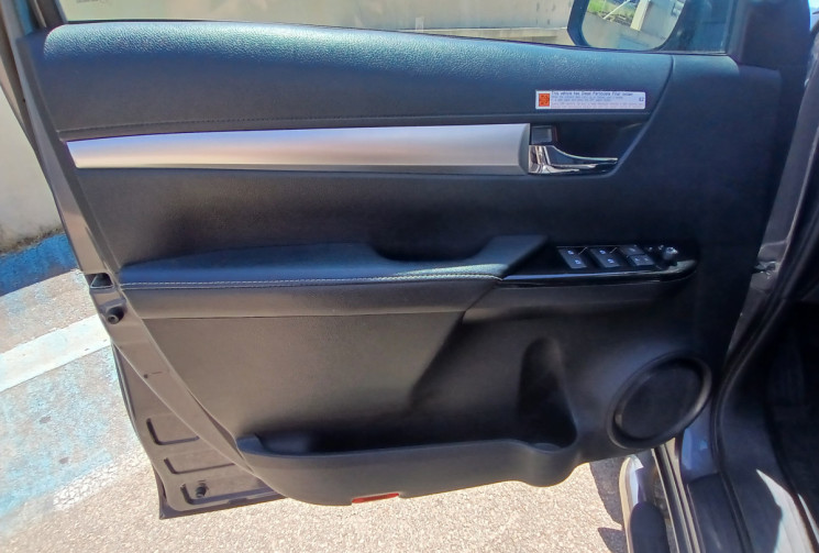 Toyota HILUX (GUN 1./35) 2.4 D-4D 16V DPF Pickup double cabine AWD LOUNGE
