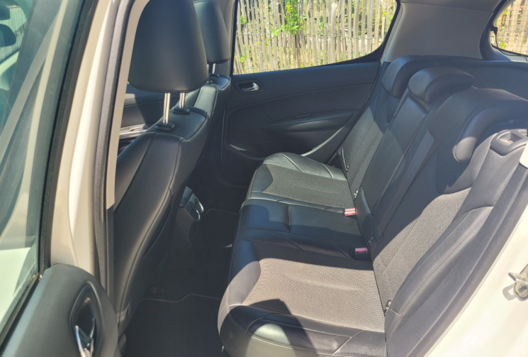 Peugeot 308 1.6 THP 200 GTI