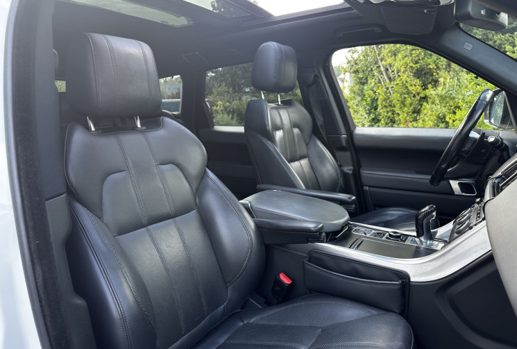 Land-Rover Range Rover Sport 3.0 TDV6 258 ch HSE Toit panoramique