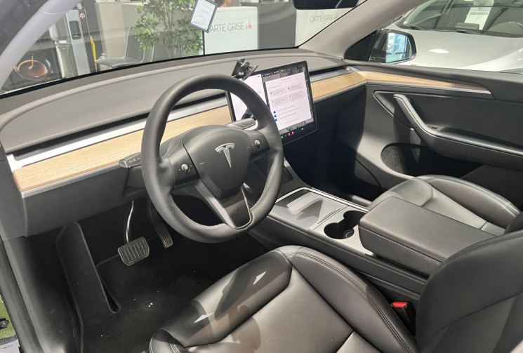 Tesla Model Y DUAL MOTOR LONG RANGE LR - GRANDE AUTONOMIE AWD