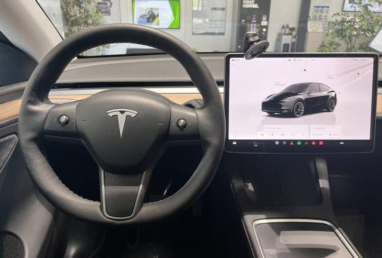 Tesla Model Y DUAL MOTOR LONG RANGE LR - GRANDE AUTONOMIE AWD