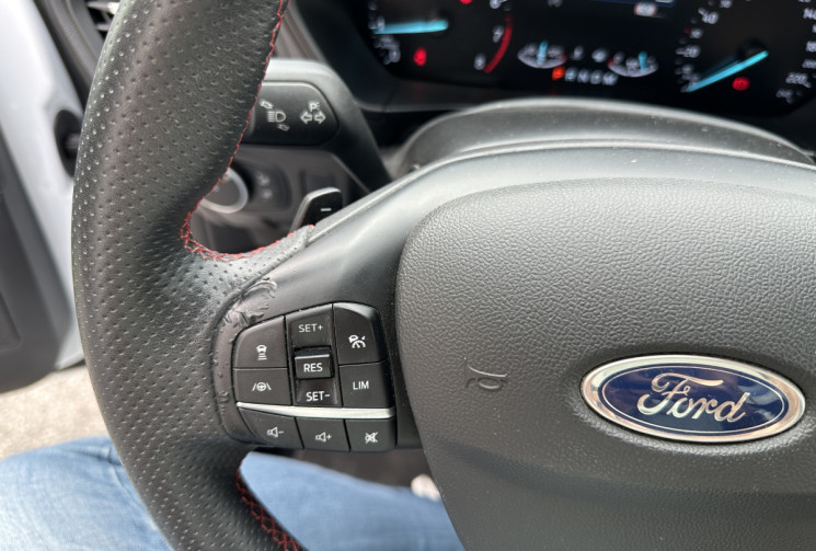 Ford Focus IV BREAK 1.0 SCTi ECOBOOST 125 CV BVA ST LINE