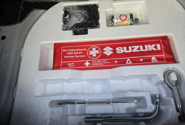Suzuki IGNIS 1.2 Dualjet 90ch Hybrid SHVS Pack * Régulateur * sièges chauffant * entretien à jour * 