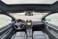 Volkswagen Golf 3.2 V6 250 ch R32 4Motion DSG6 5p Toit ouvrant siège F1