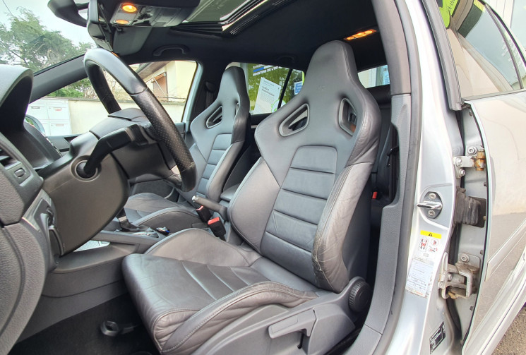 Volkswagen Golf 3.2 V6 250 ch R32 4Motion DSG6 5p Toit ouvrant Cuir F1 Recaro  2 ème Main
