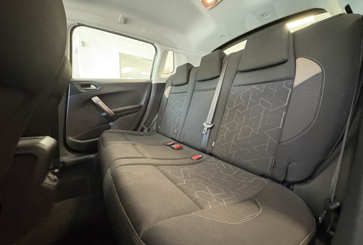 Peugeot 2008 DIESEL 1.6 l 100 cv ALLURE 