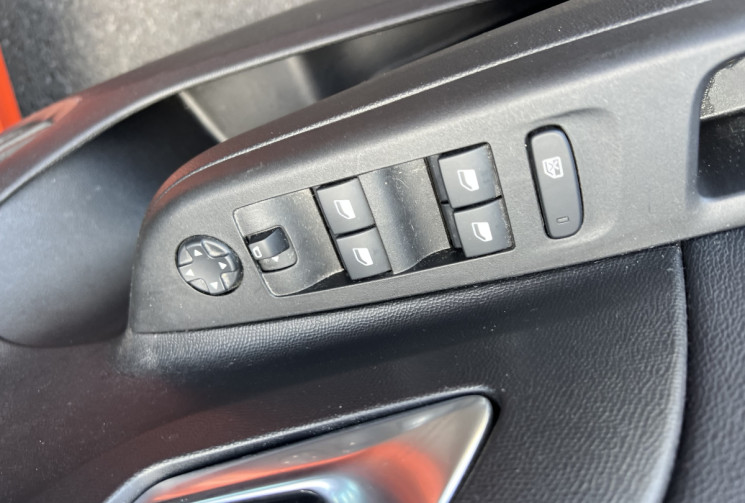 Opel Corsa 1.2 Turbo 100 GS Line - 1ERE MAIN - CARPLAY