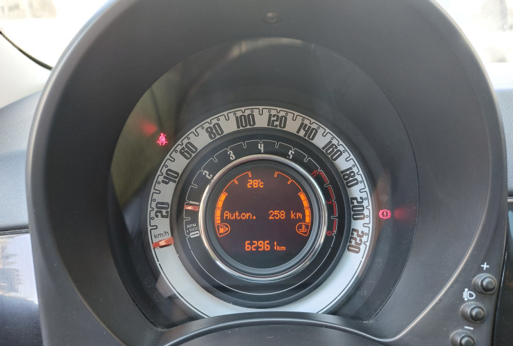 FIAT 500 1.2 MPI 69 CH LOUNGE  TOIT PANO 63000 KMS