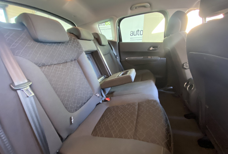 Peugeot 3008 Phase 2 1.6 BlueHDi STYLE 120 cv
