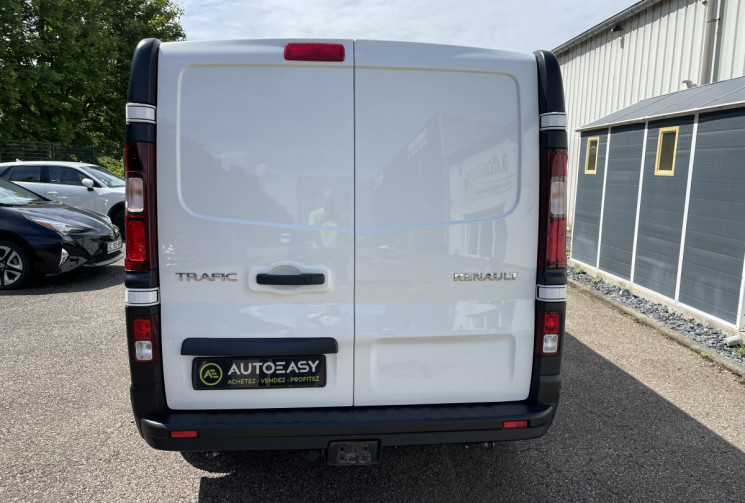 Renault Trafic L2H1 3T 2.0 Blue dCi 110 ch * Garantie constructeur *32000 km * Etat neuf  